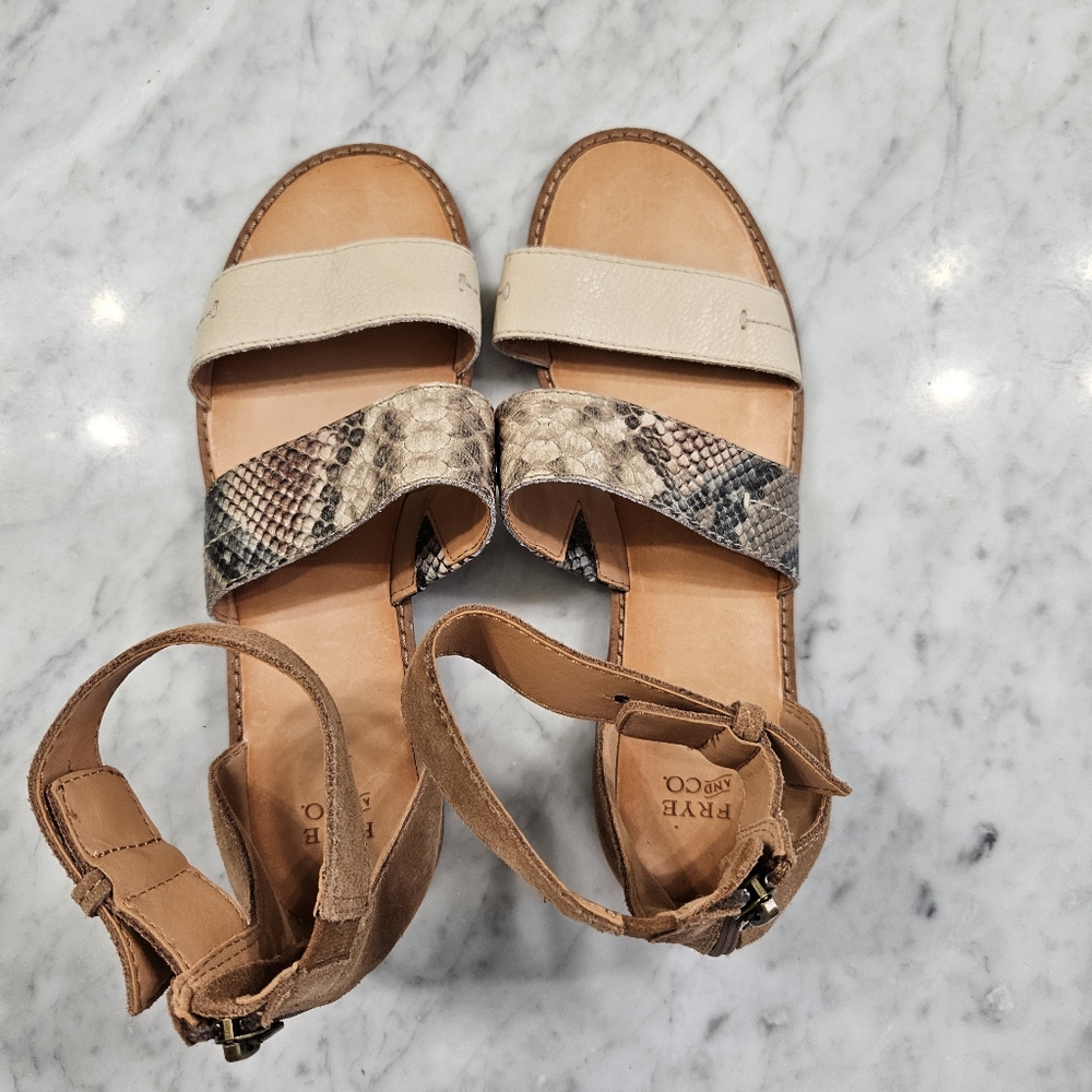 Frye and Co. Women's Evie 2 Band Sandal Flat - Snake Mulit Neutral - SZ 7.5 - Picture 11 of 15